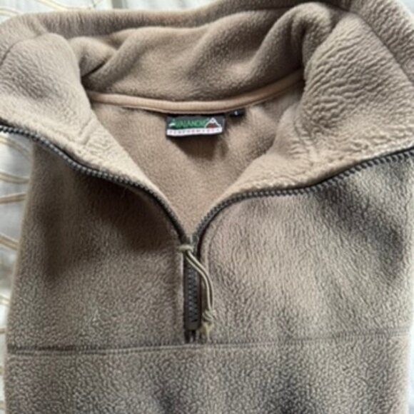 Avalanche Apre Ski Sweater - Picture 1 of 5